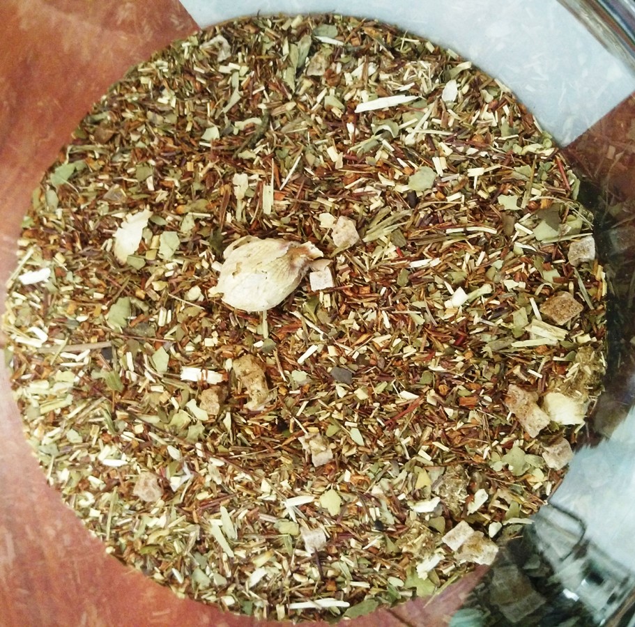 Unfermented Rooibos and Mate tea ' Dandelion Fluff'